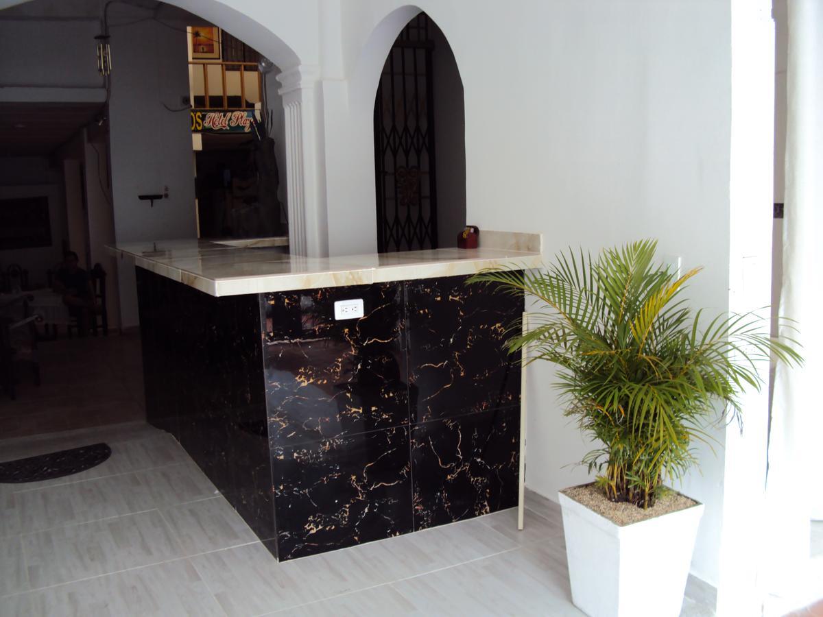 Hotel Plaza Confort Girardot Exterior photo