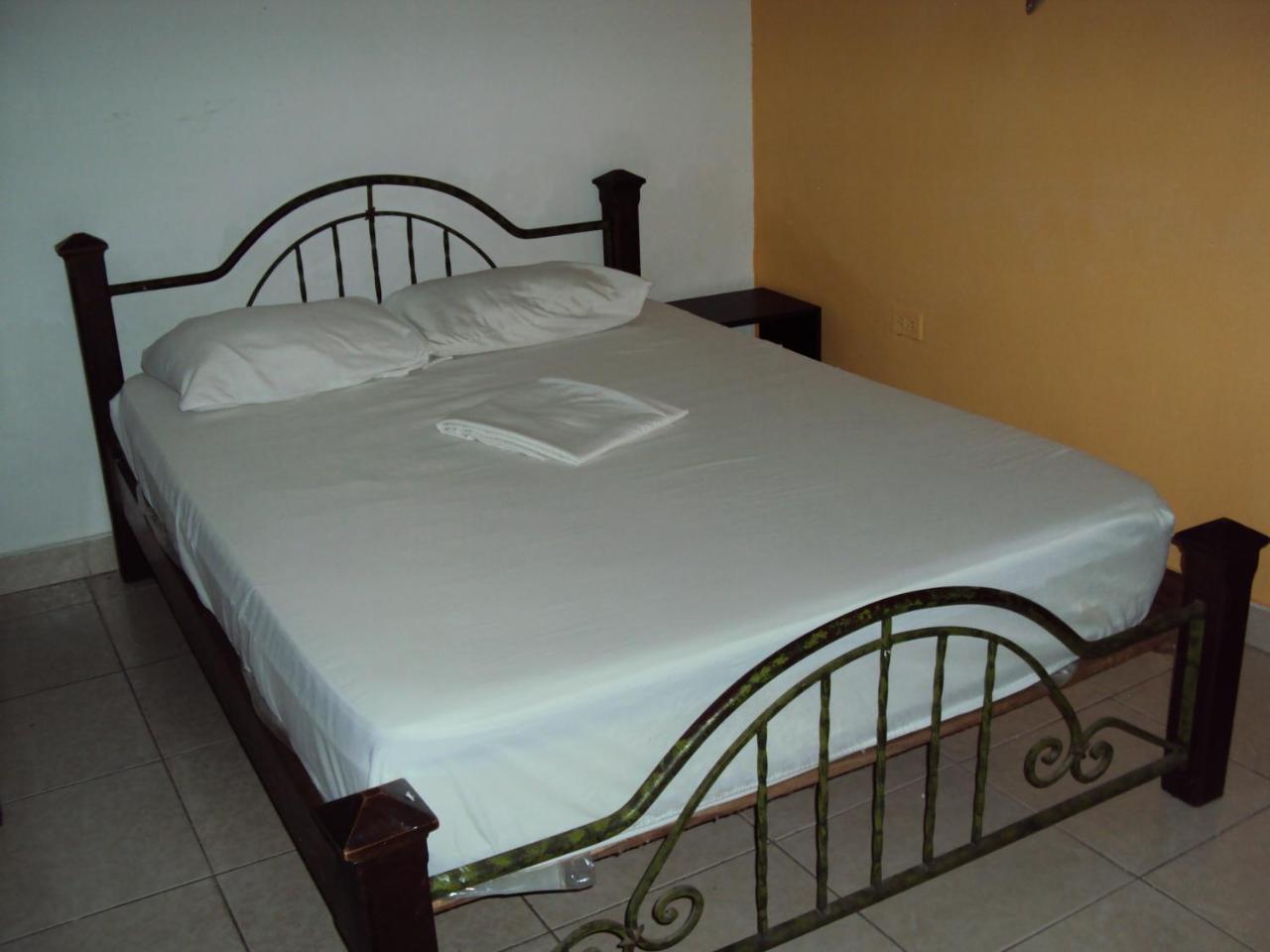 Hotel Plaza Confort Girardot Exterior photo